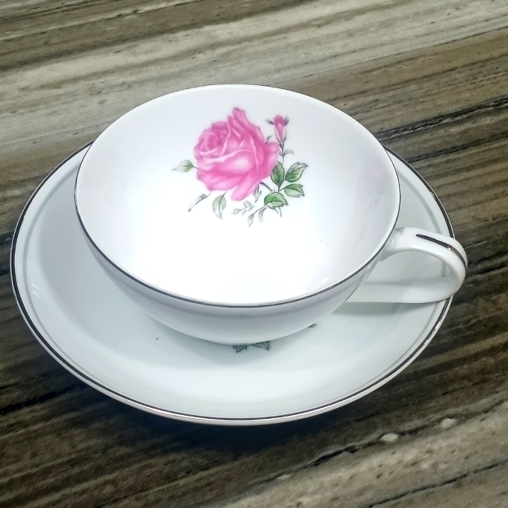 𝅺FINE China of Japan Teacup and Saucer